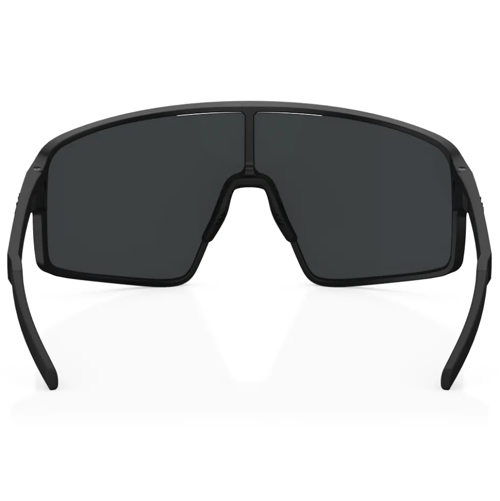 P001 Solbriller Matt Svart